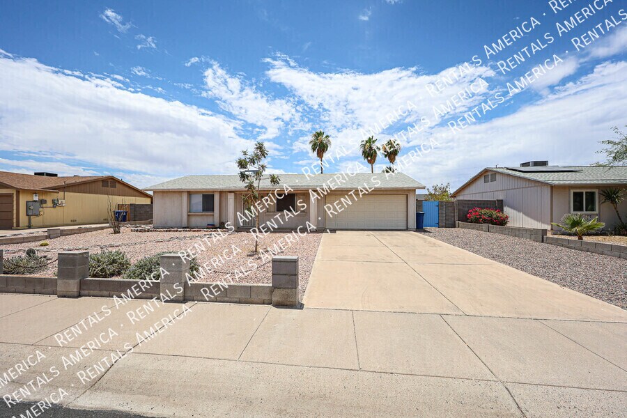 Building Photo - 1117 W Auburn Dr