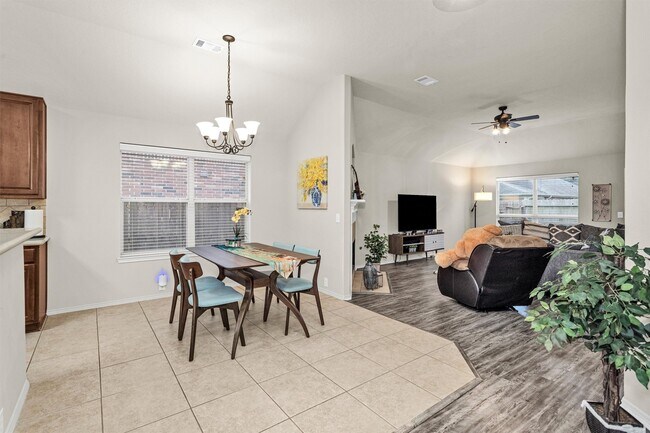 Building Photo - 30406 Mesa Valley Dr