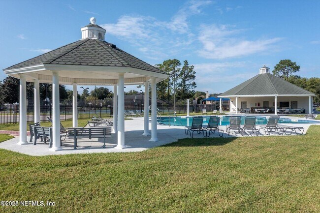 Building Photo - 12082 Brandon Lake Dr