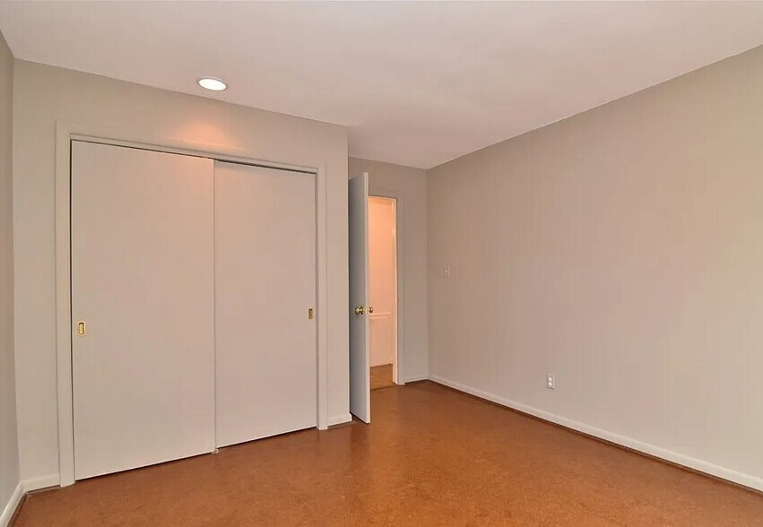 2nd Bedroom - 19425 Van Aken Blvd