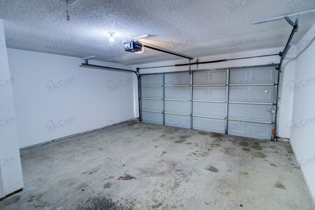 Building Photo - 5917 Birchhill Rd