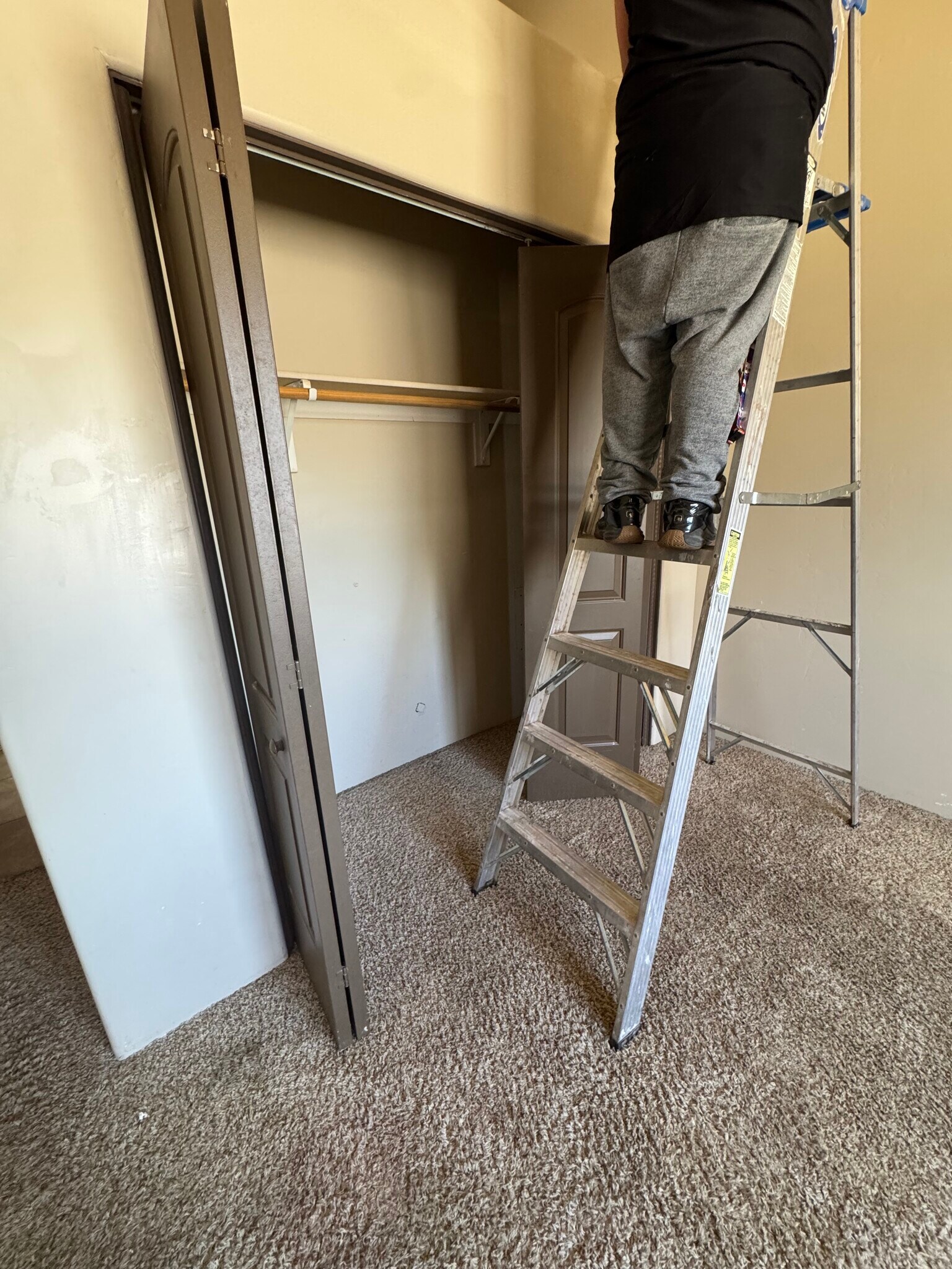 Building Photo - 4600 6th St NW