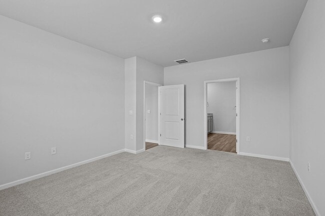 Building Photo - 201 Jones Rdg Ln