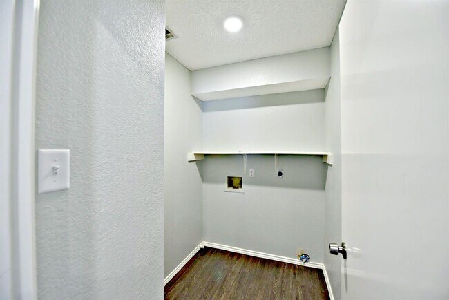 Building Photo - 13328 Black Canyon Dr