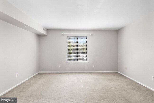 Building Photo - 403 Mountainview Dr