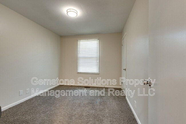 Building Photo - 4860 Cimarron Way