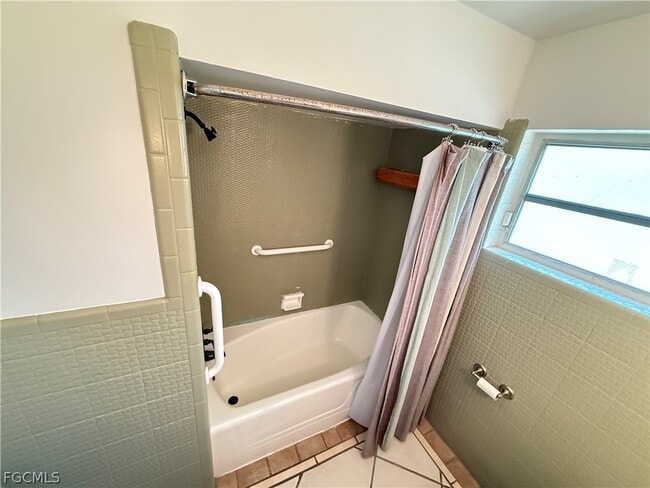 Building Photo - 1354 Stadler Dr