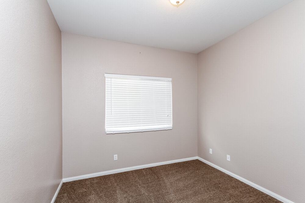 Building Photo - 1070 Warm Canyon Way