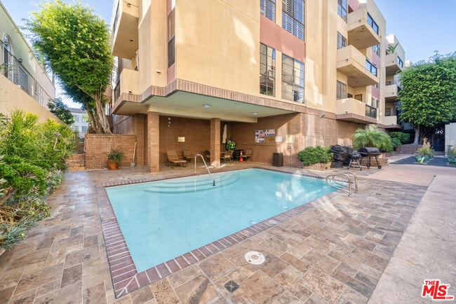 Building Photo - 235 S Tower Dr