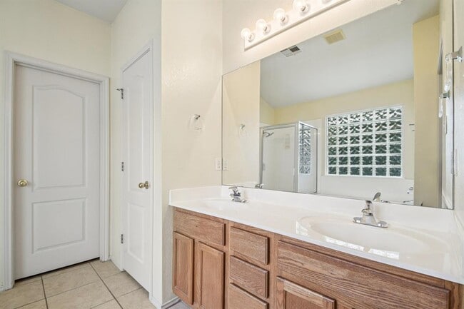 Building Photo - 4508 Chesney Ridge Dr