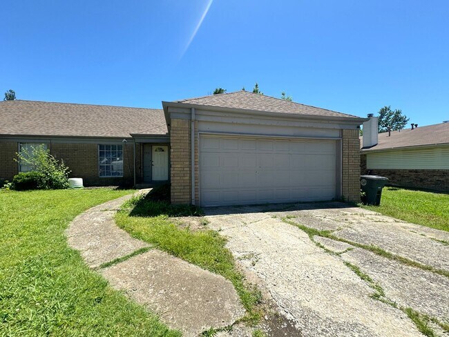 Primary Photo - 39th Place Duplex