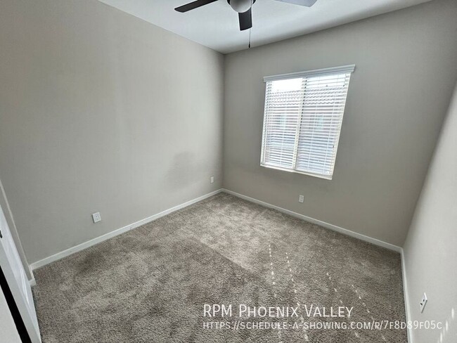 Building Photo - 3 Bed / 2.5 Bath Gilbert Townhome GATED Co...