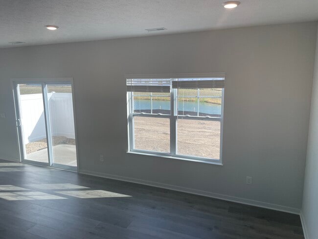 Building Photo - 6375 Marinelli Dr N