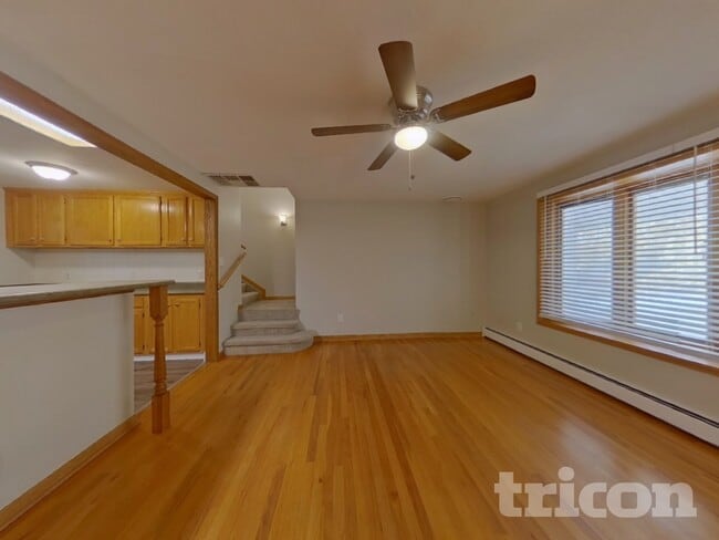 Building Photo - 4486 S Utica St