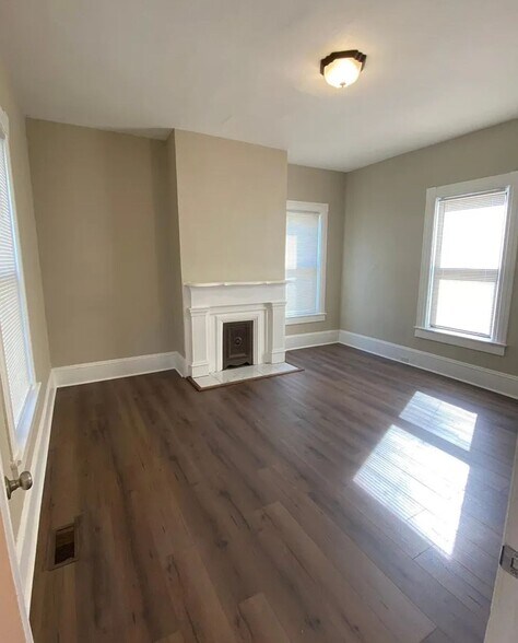 Building Photo - 6938 Bruno Ave