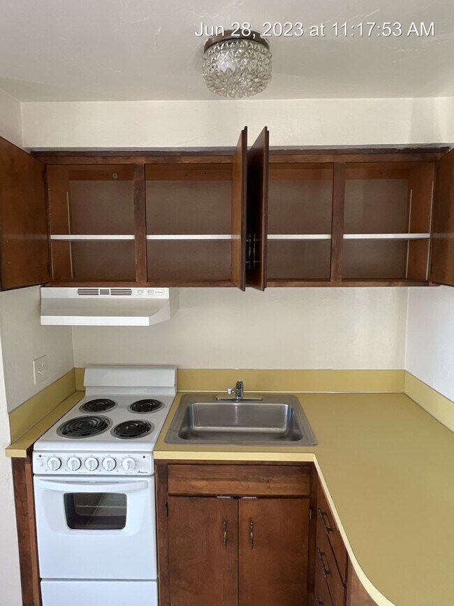 Building Photo - OWN858