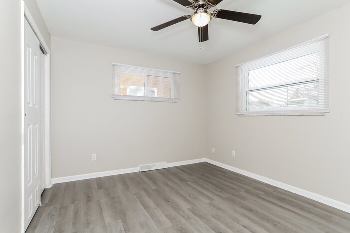 Building Photo - 5325 Plumridge Dr