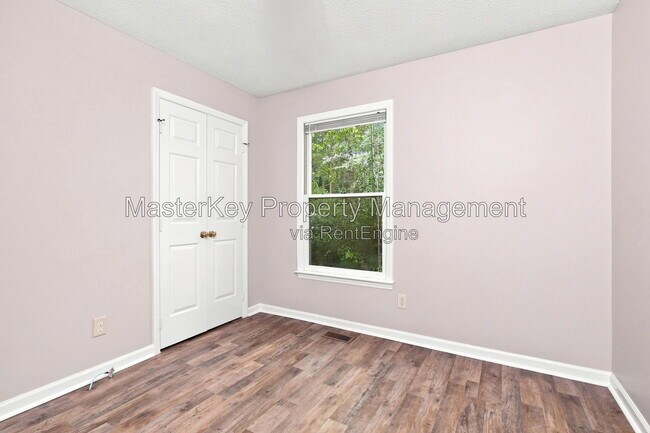 Building Photo - 5017 Walton Hill Rd