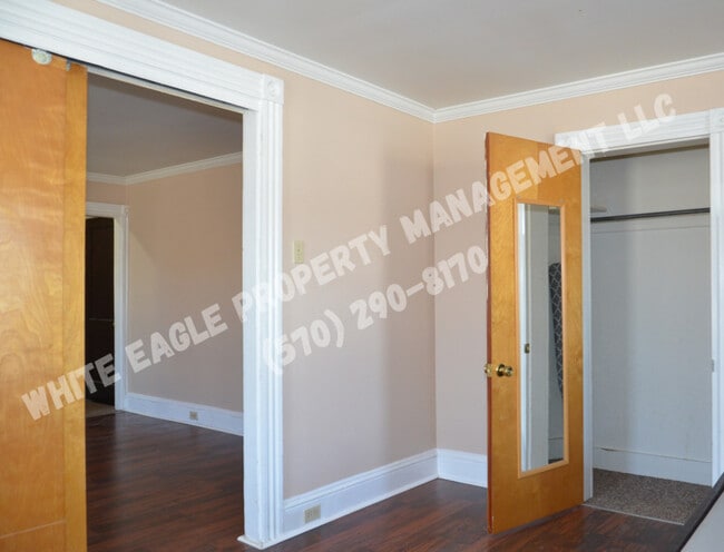 Building Photo - 1724 Brick Ave