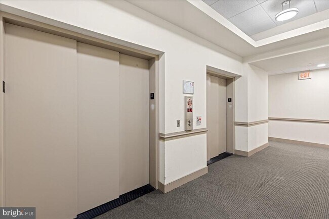 Building Photo - 511 N Broad St