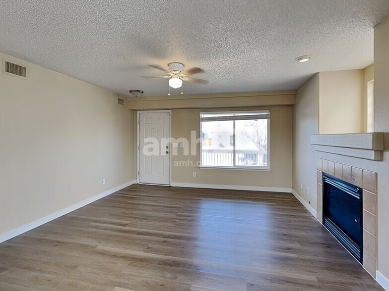 Building Photo - 21610 E 38th Pl