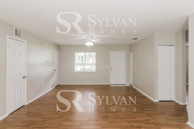 Building Photo - This charming home is ready for your personal touch!