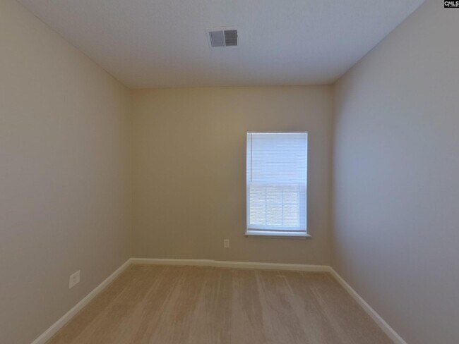 Building Photo - 207 Lockleven Dr