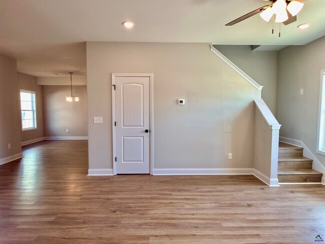 Building Photo - 212 Beau Claire Cir