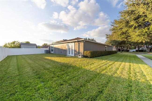 Building Photo - 30930 Temple Stand Ave