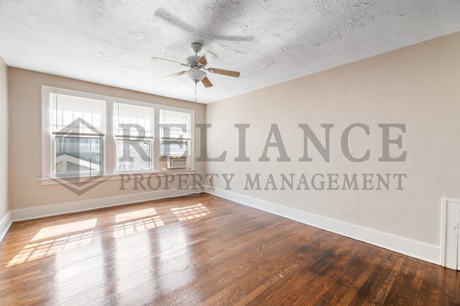Building Photo - 446 N Fountain St
