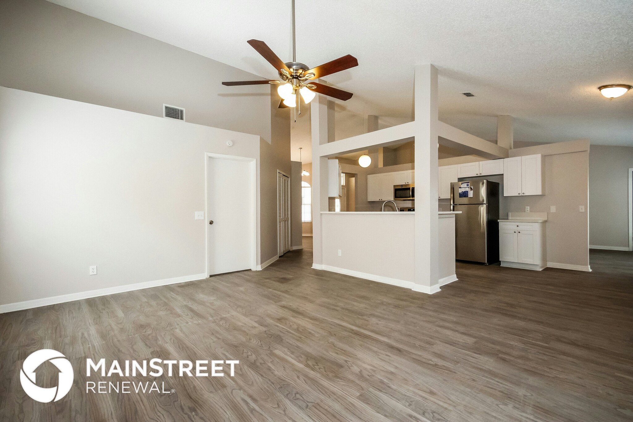 Building Photo - 15313 Heathridge Dr