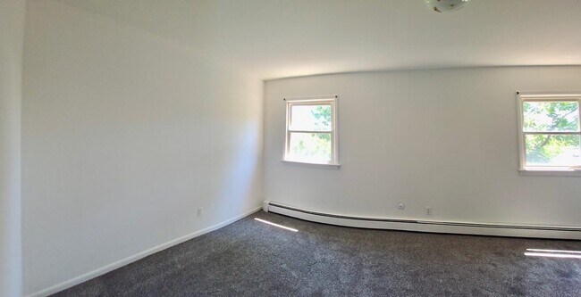 Building Photo - 574A Ave E
