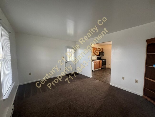 Building Photo - 225-227 Bowers Bridge Rd