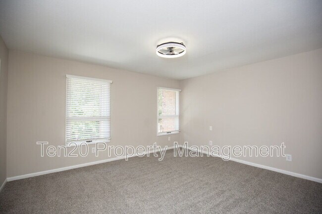 Building Photo - 2525 Norris Rd