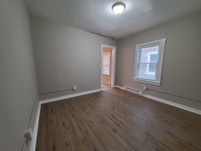 Building Photo - 209 N Eighth St