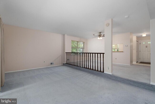 Building Photo - 11 Abelia Ct