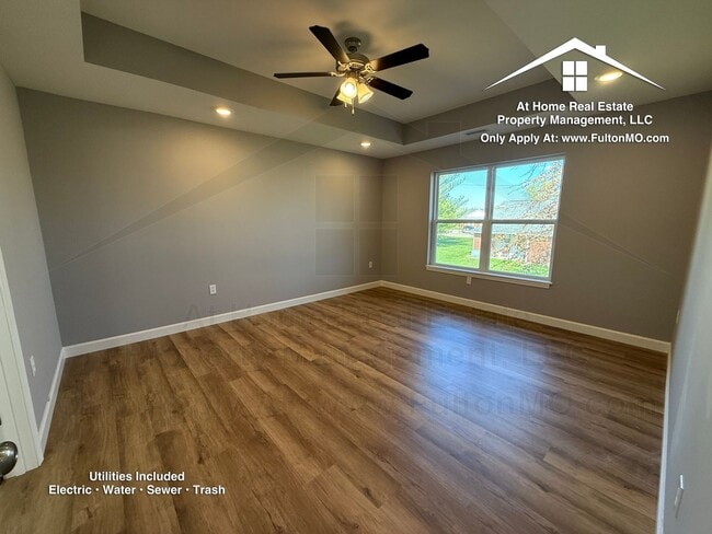 Building Photo - 2610 N Bluff St