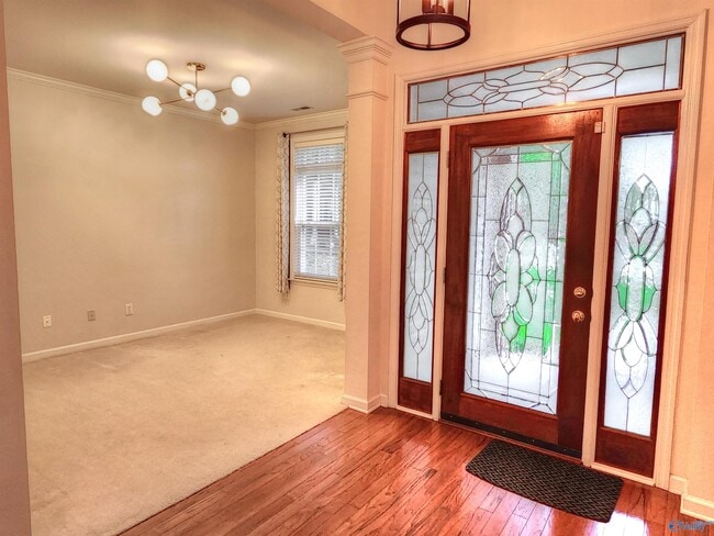 Building Photo - 93 Fernbrook Ct