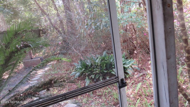 Building Photo - 4566 Plymouth St