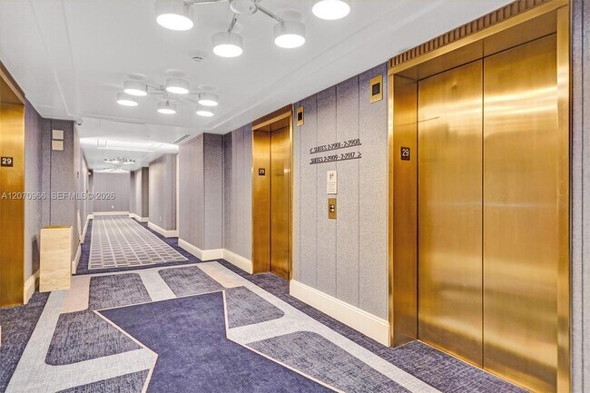 Building Photo - 4401 Collins Ave
