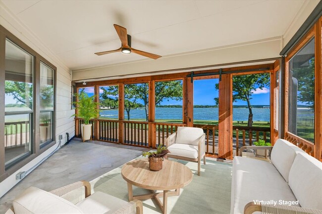 Building Photo - 106 Agarita Dr