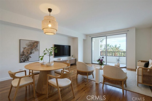 Building Photo - 850 E Ocean Blvd