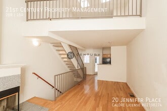 Building Photo - 20 Jennifer Pl