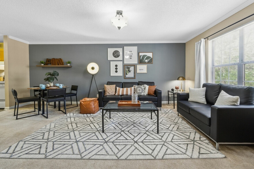 Building Photo - Polo Club Athens