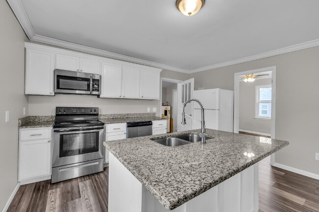 Building Photo - Cozy 2-Bed Home in East Brainerd – Quiet S...