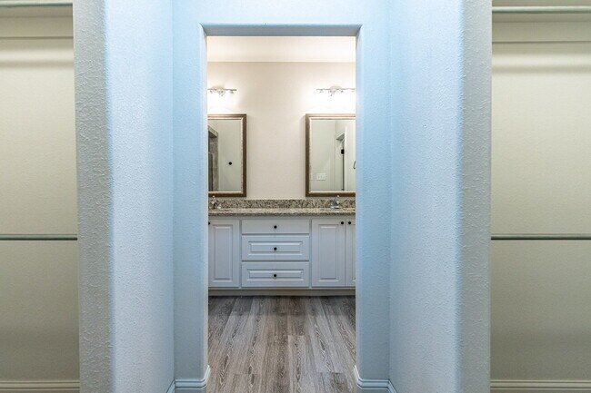 Building Photo - Half off first full month's rent! The Fine...
