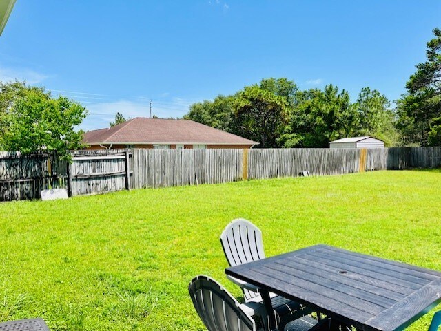 Building Photo - 8271 Branston Dr