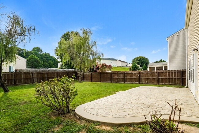 Building Photo - 3344 Marshlane Way