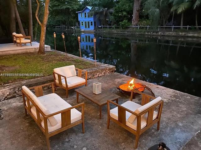 Building Photo - 256 NE 85th St