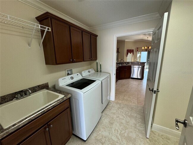 Building Photo - 2276 Fringe Tree Trail